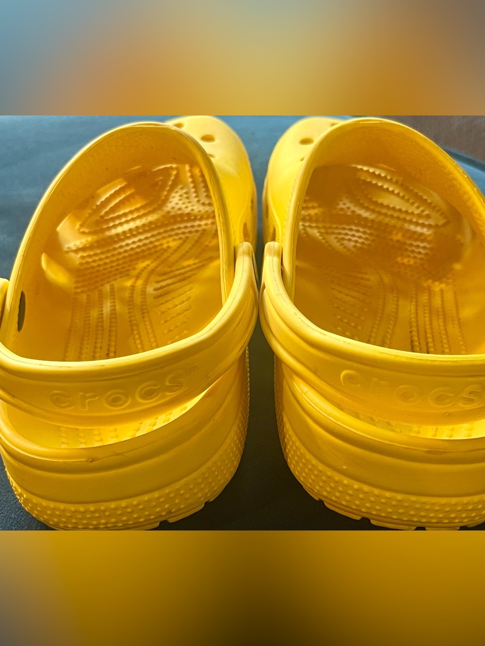 Yellow Crocs - Picture 4 of 8